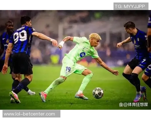 西甲激战莱比锡狂胜那不勒斯引发争议判罚全场沸腾